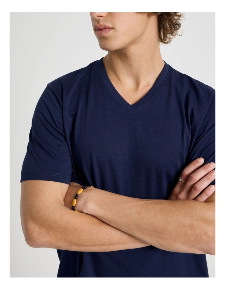 V-Neck T-Shirt in Navy image 5