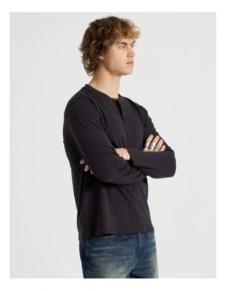 Long Sleeve Henley Slub in Black image 4