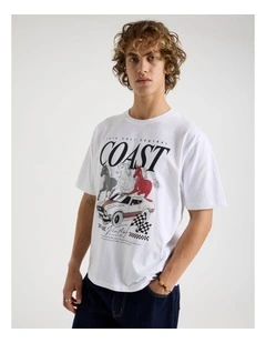 Loose Fit Crew Neck Graphic T-Shirt in White