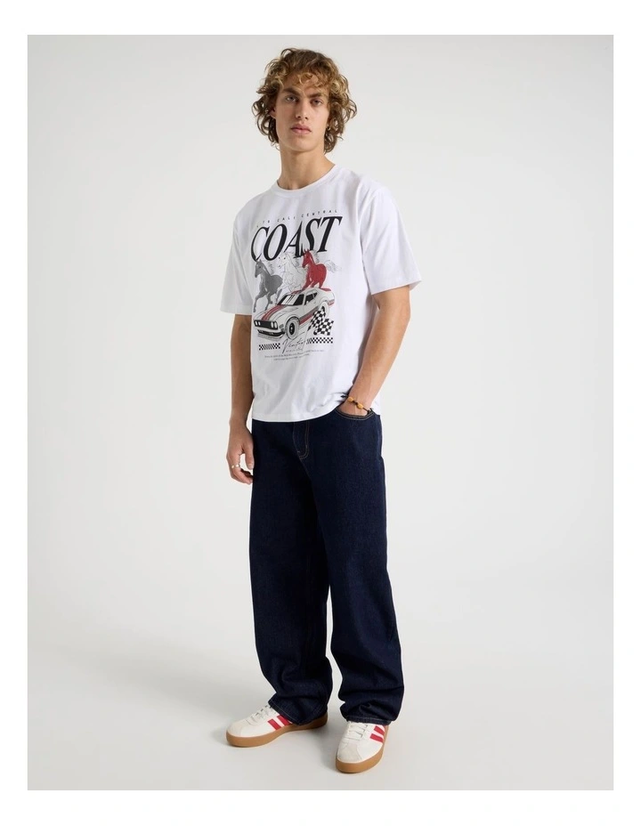 Loose Fit Crew Neck Graphic T-Shirt in White image 2