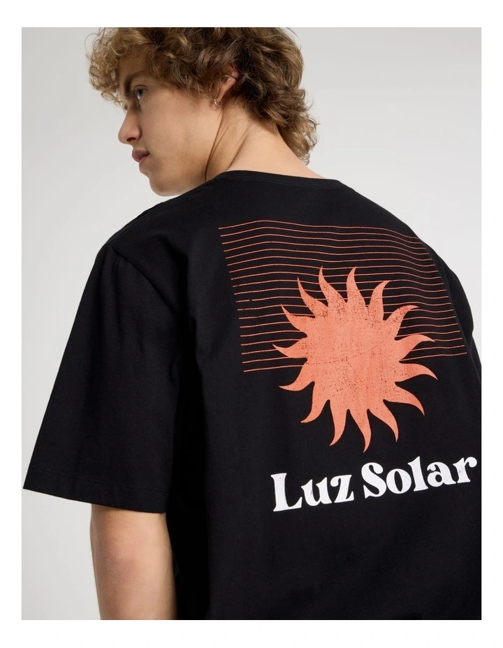 Loose Fit Crew Neck Graphic T-Shirt in Black image 1