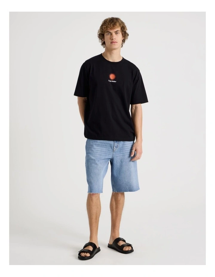 Loose Fit Crew Neck Graphic T-Shirt in Black image 3