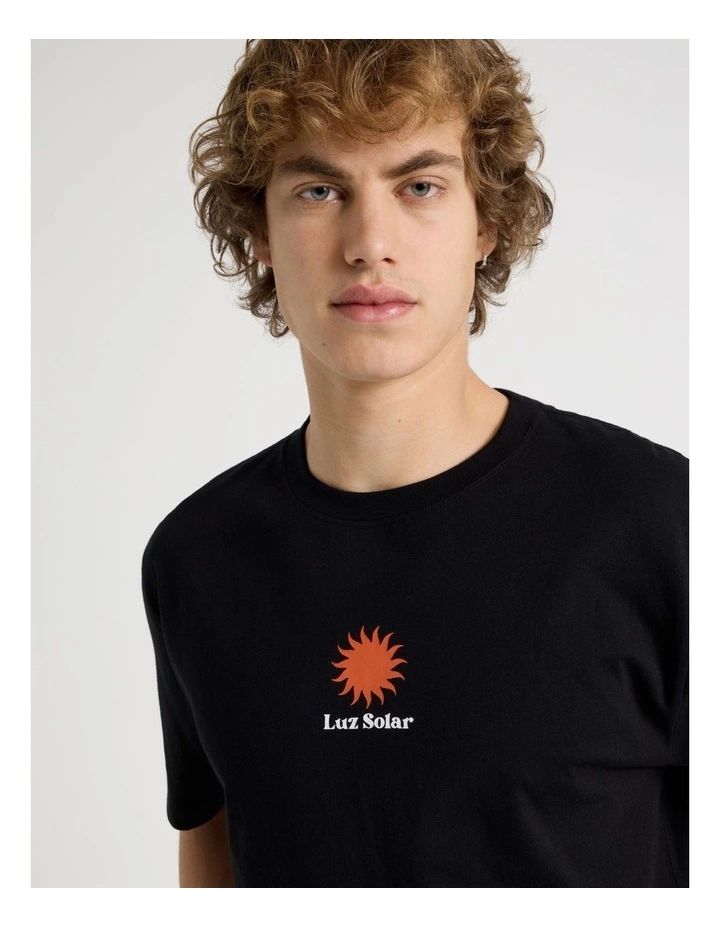 Loose Fit Crew Neck Graphic T-Shirt in Black image 5