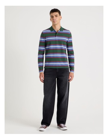 Dark Green colour