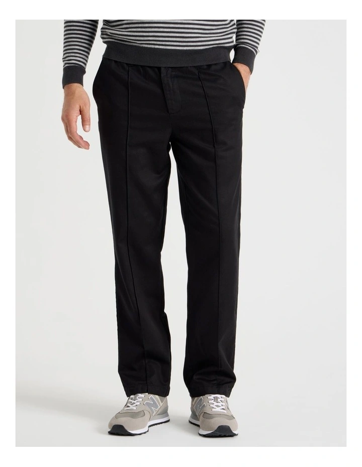 Travel Pant in Black image 2