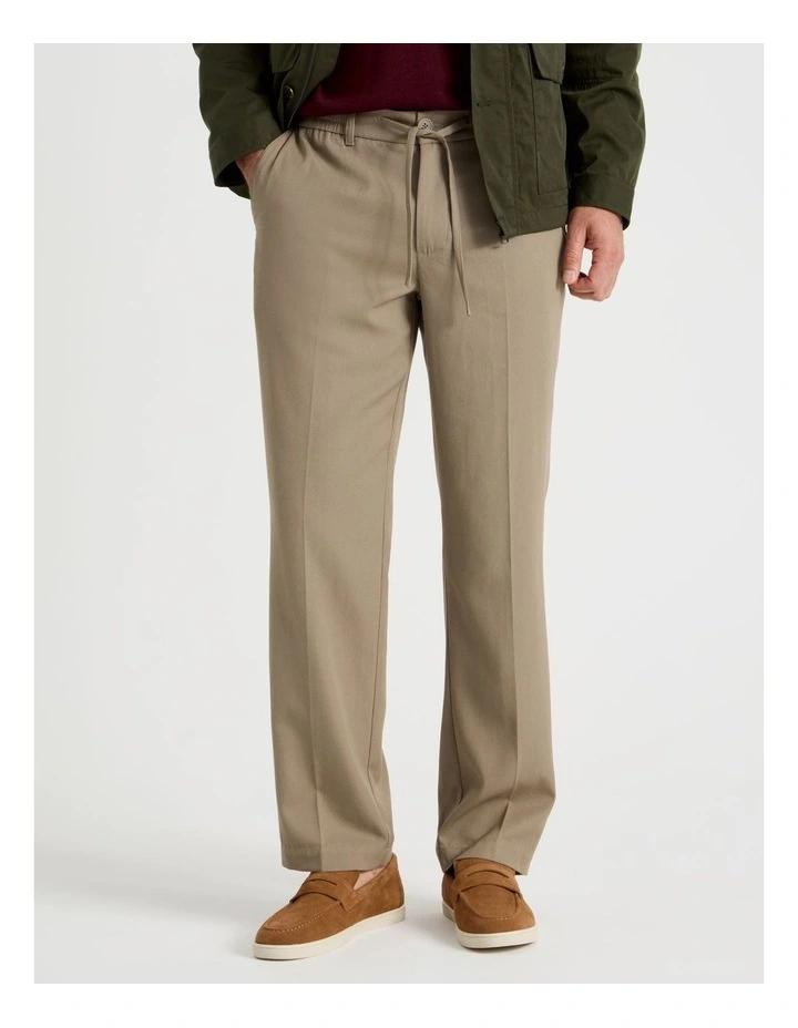 Non Iron Pant in Taupe image 2