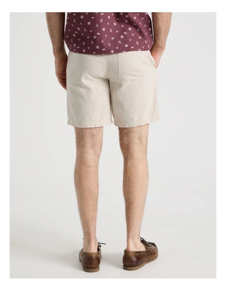 Cotton Linen Short in Sand image 5