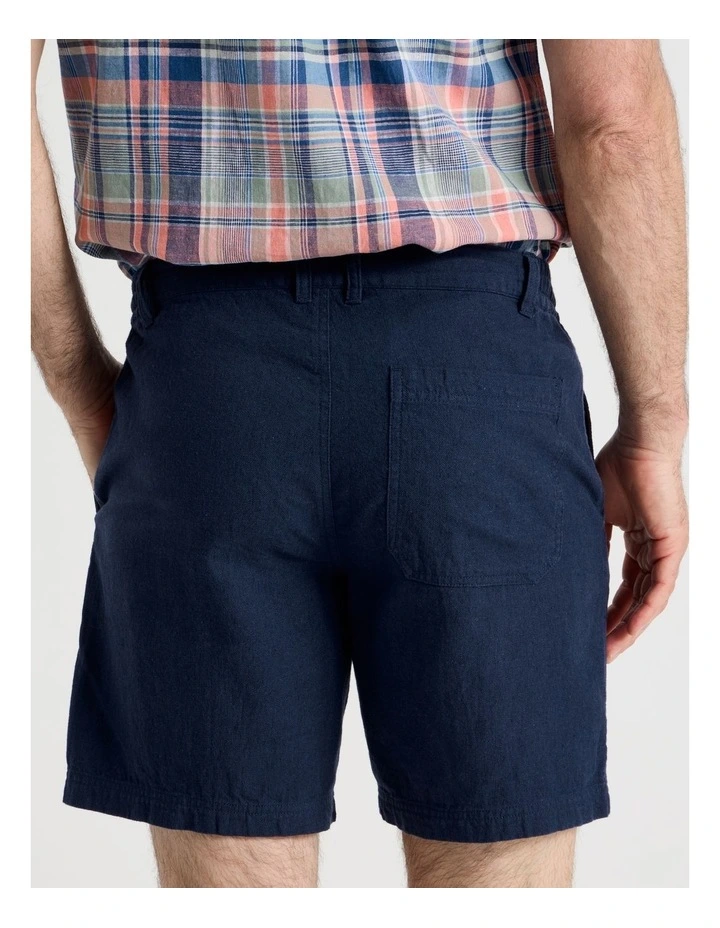 Cotton Linen Short in Navy image 6