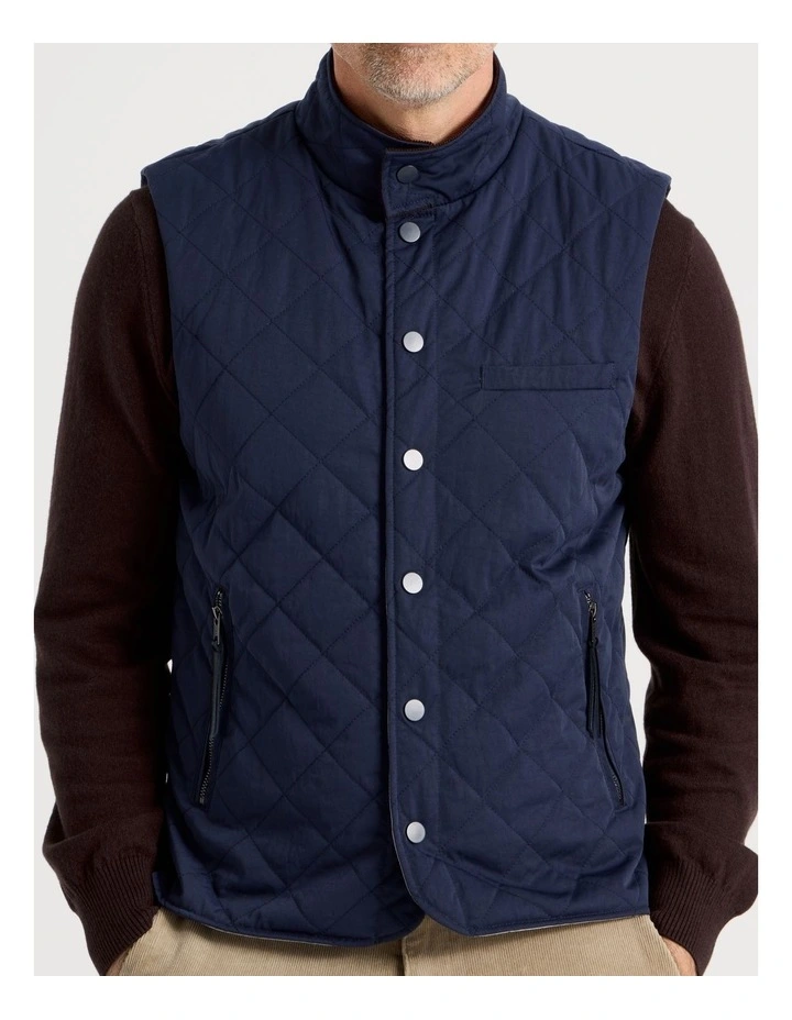 Quilted Gilet in Navy image 7