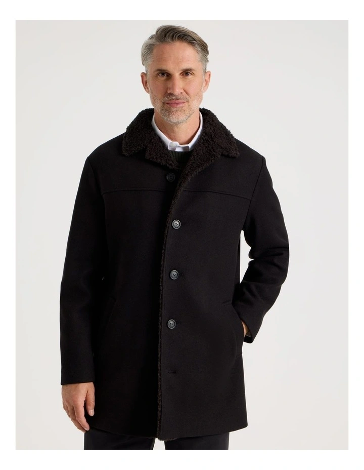 Sherling Collar Coat in Black image 7