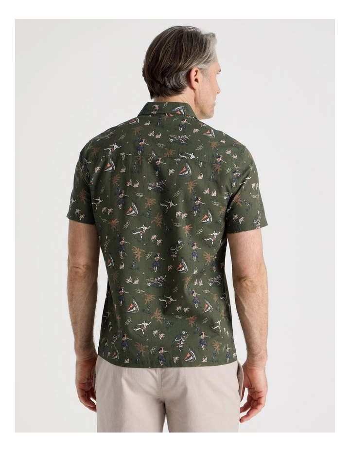 Short Sleeve Shirt in Khaki Island Print image 6