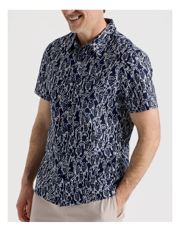 Short Sleeve Shirt in Navy Shell Print image 4