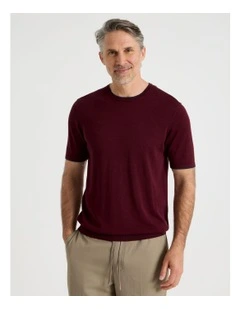 Short Sleeve Bamboo Cotton T-Shirt With Contrast Tipping in Burgundy