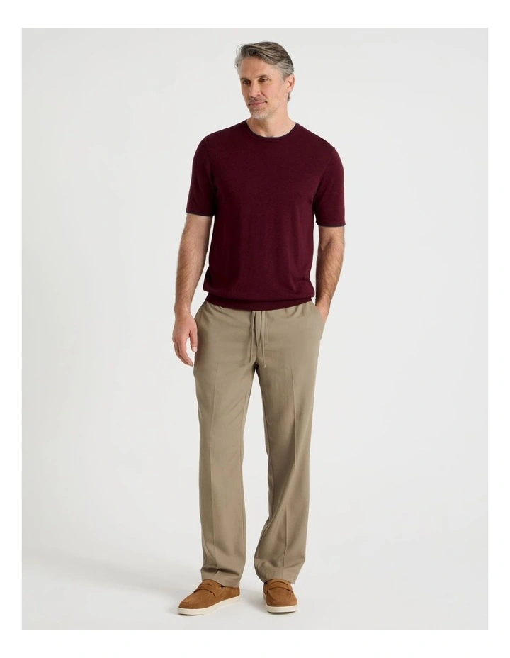 Short Sleeve Bamboo Cotton T-Shirt With Contrast Tipping in Burgundy image 3