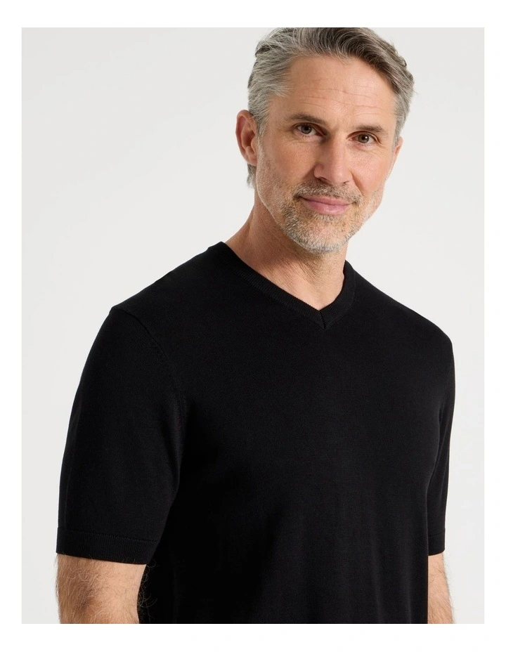 V-Neck Bamboo Cotton T-Shirt in Black image 2