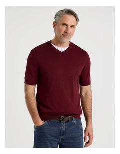 V-Neck Bamboo Cotton T-Shirt in Burgundy