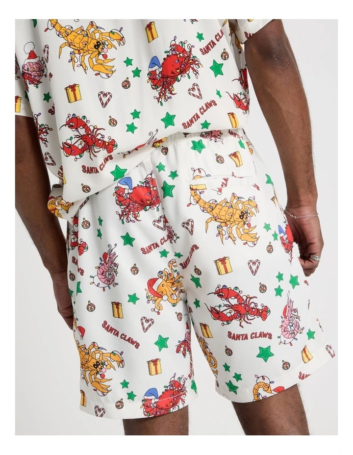 Santa's Seafood Print Short in Stone image 6