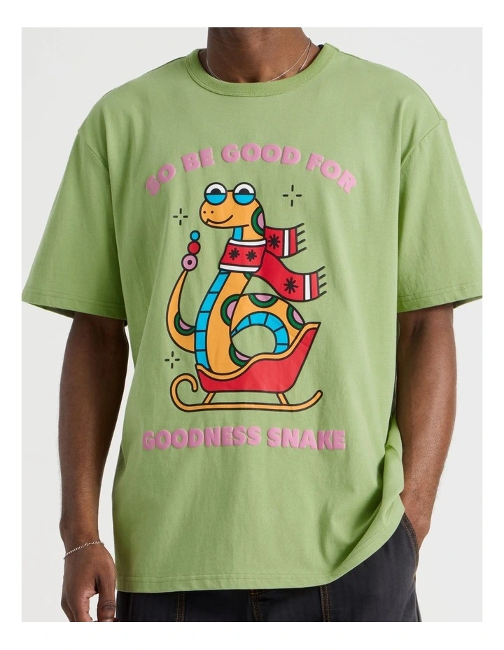Slayin Snake Placement Print Tee in Green image 2
