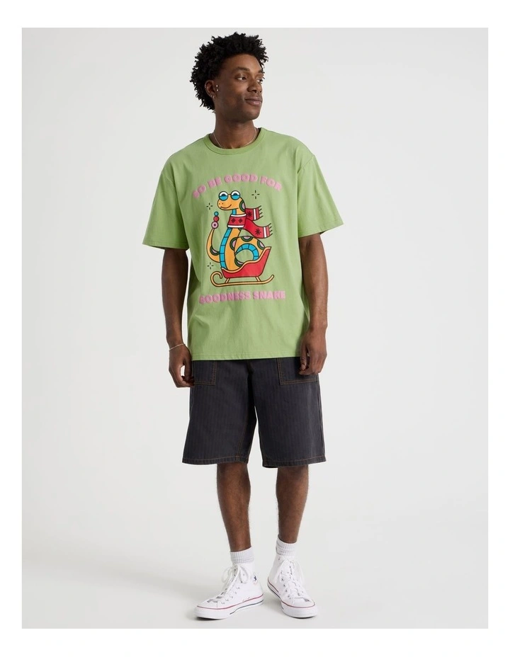 Slayin Snake Placement Print Tee in Green image 3