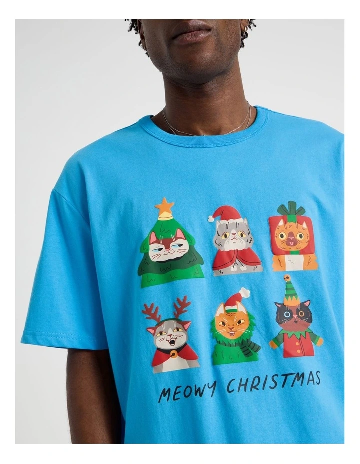 Meowy Xmas Placement Print Tee in Blue image 2