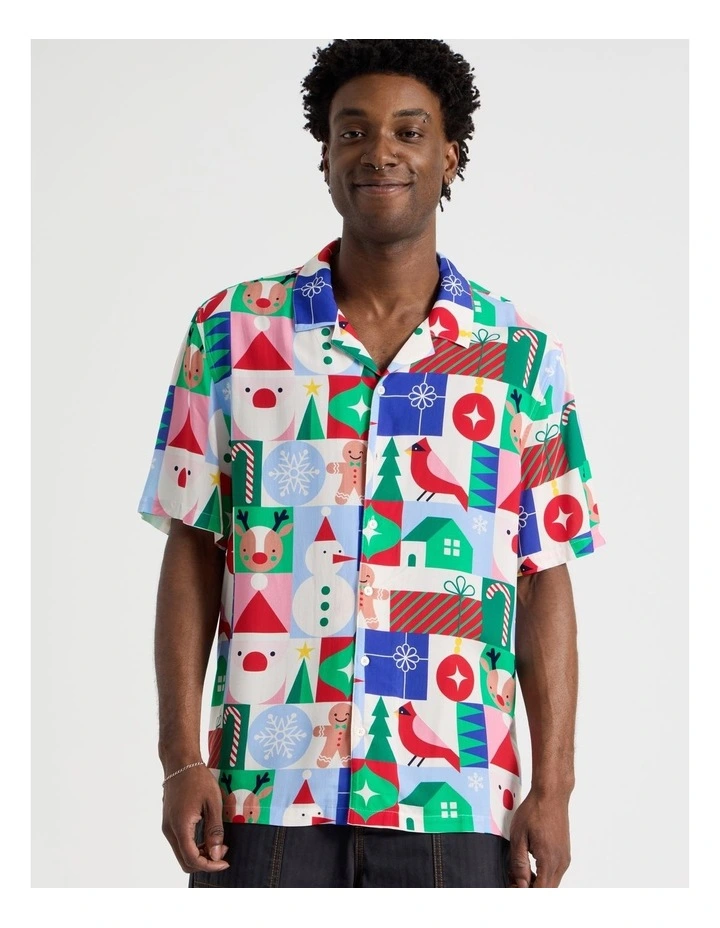 Short Sleeve Shirt in White Wrapping Paper Print image 2