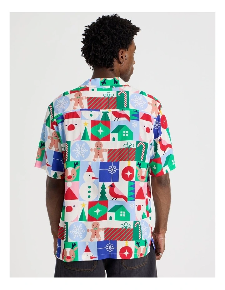 Short Sleeve Shirt in White Wrapping Paper Print image 5