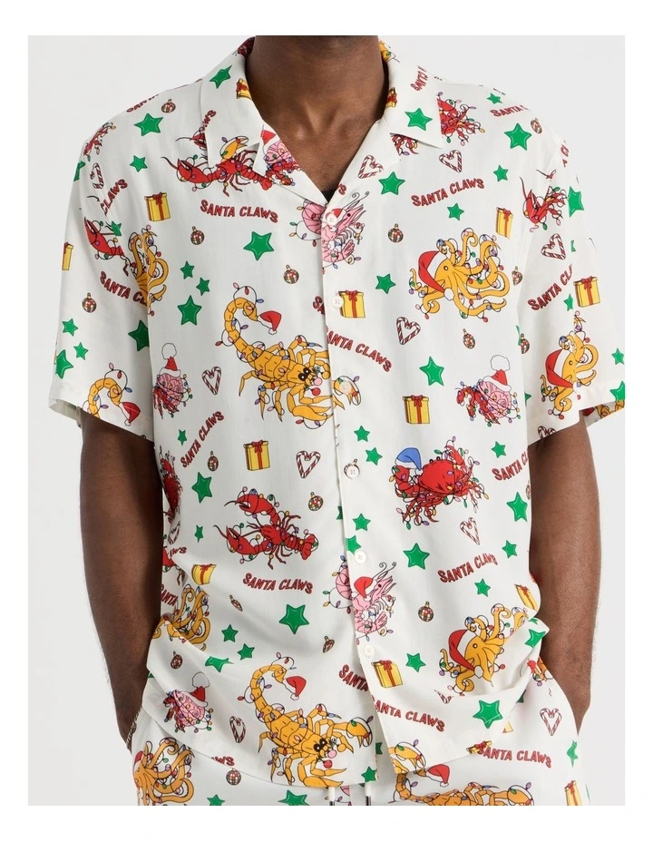 Short Sleeve Shirt in Stone Santa's Seafood Print image 5