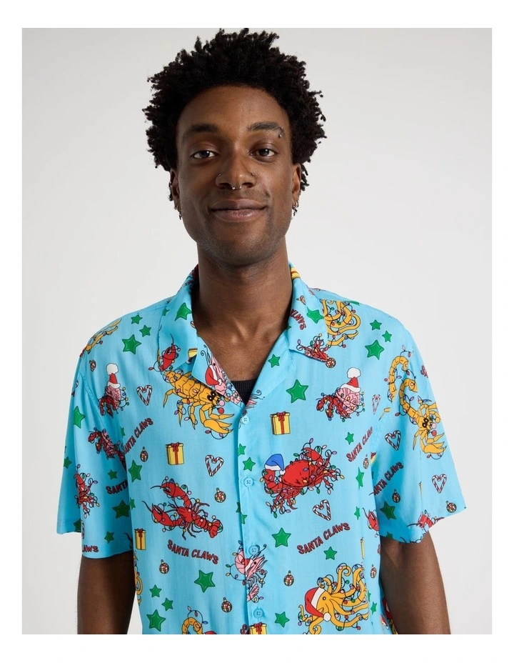 Short Sleeve Shirt in Light Blue Santa's Seafood Print image 3