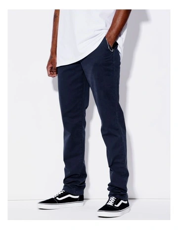 Xander Relaxed Chino in Navy