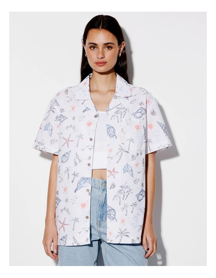 Coral Coast Print Short Sleeve Oversize All Gender Shirt in White image 2