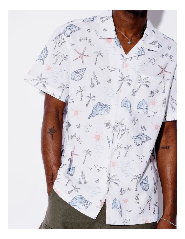 Coral Coast Print Short Sleeve Oversize All Gender Shirt in White image 2