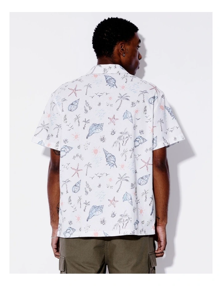 Coral Coast Print Short Sleeve Oversize All Gender Shirt in White image 5