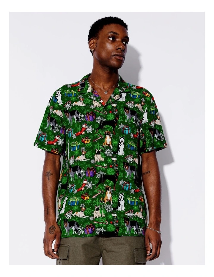 Cartoon Xmas Kitty Print Rayon Short Sleeve Shirt in Green image 3