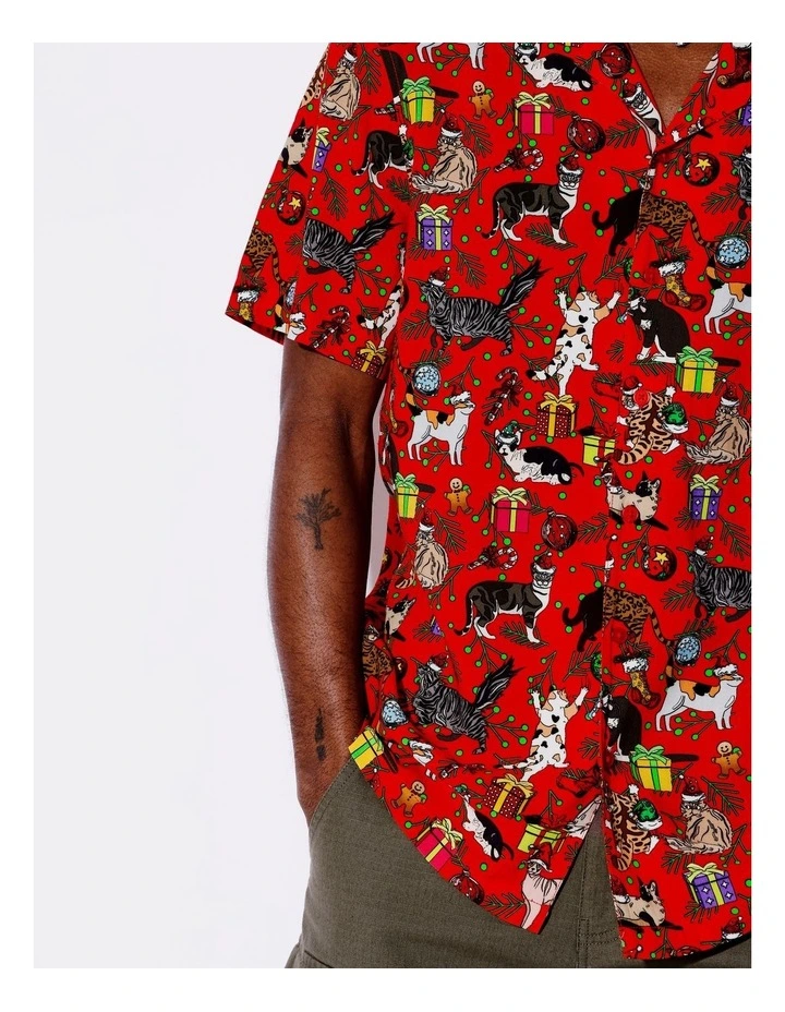 Cartoon Xmas Puppy Print Rayon Short Sleeve Shirt in Red image 4