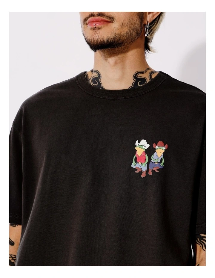 Diddly Squat Placement Print Oversize Short Sleeve Tee in Charcoal image 5