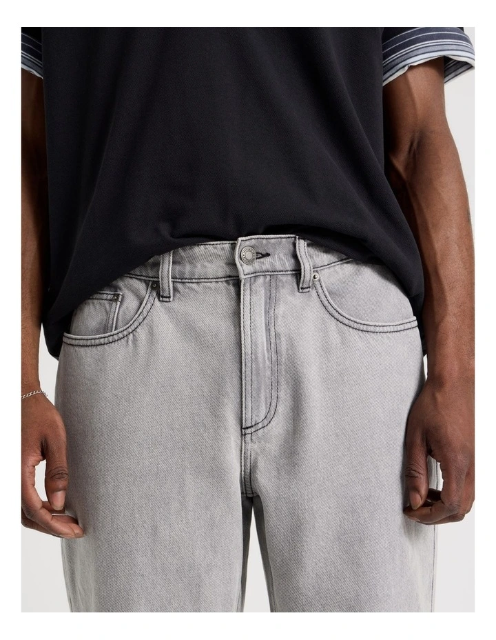 Straight Leg Washed Jeans in Grey image 6