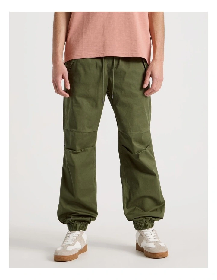 Parachute Pants in Green image 3
