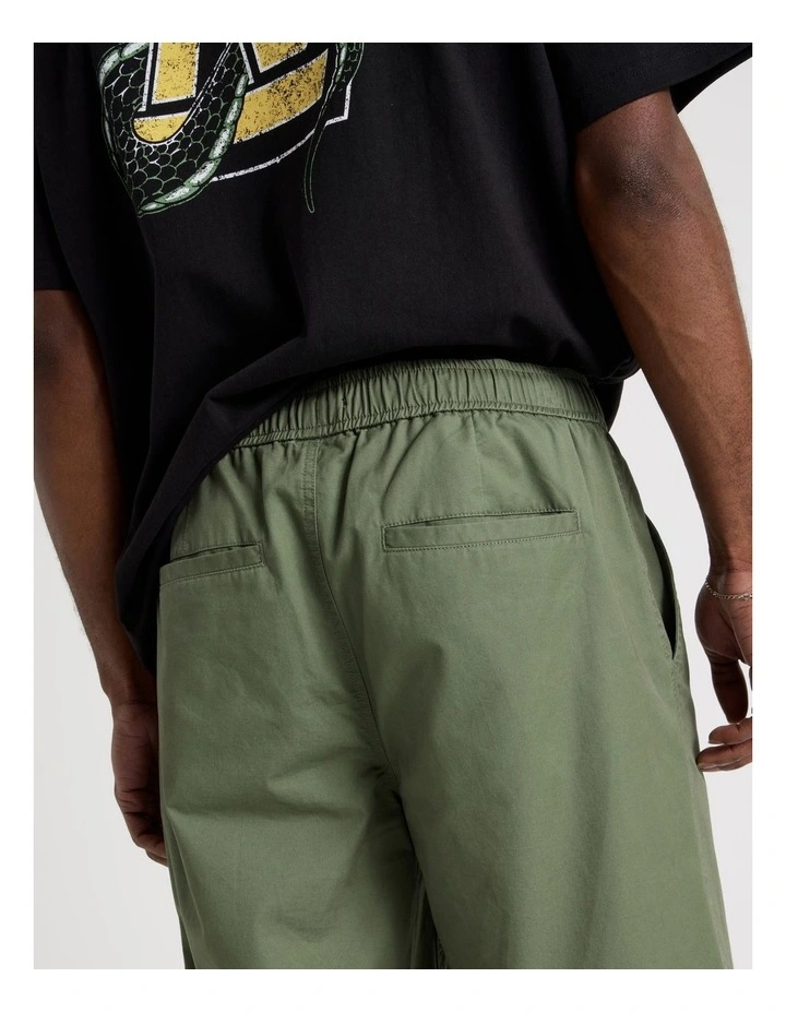 Wide Leg Lightweight Pant in Green image 6