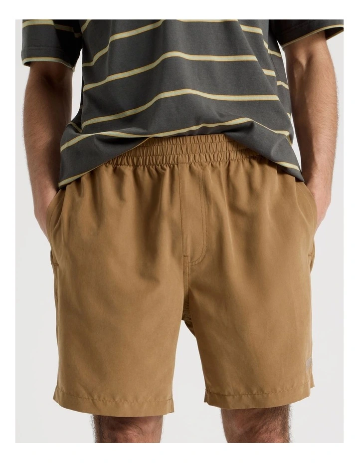 Light Weight Duo Short in Brown image 5