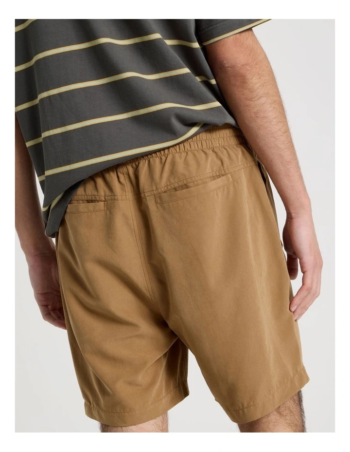 Light Weight Duo Short in Brown image 7