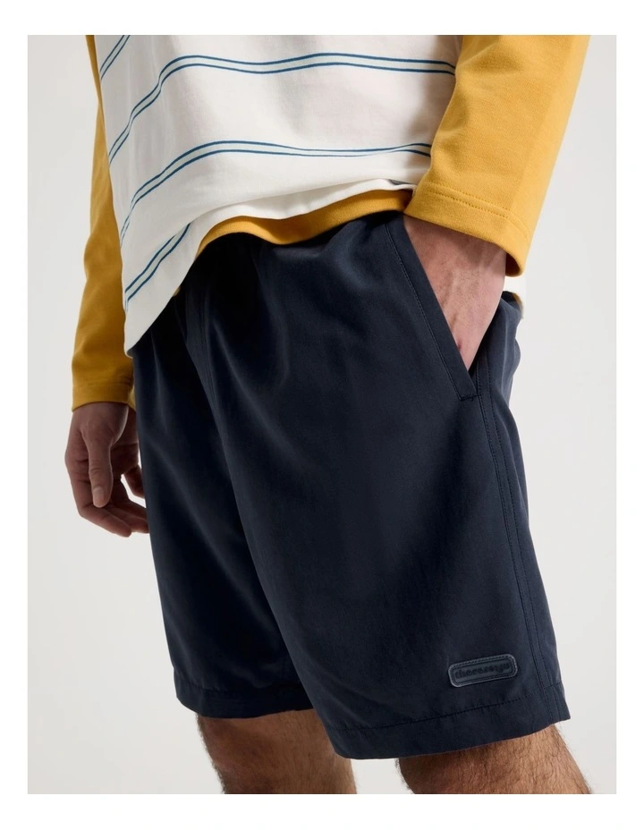 Light Weight Duo Short in Navy image 4