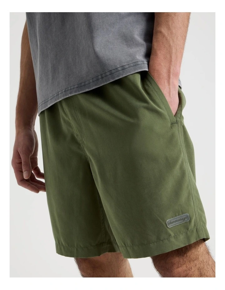 Light Weight Duo Short in Green image 4