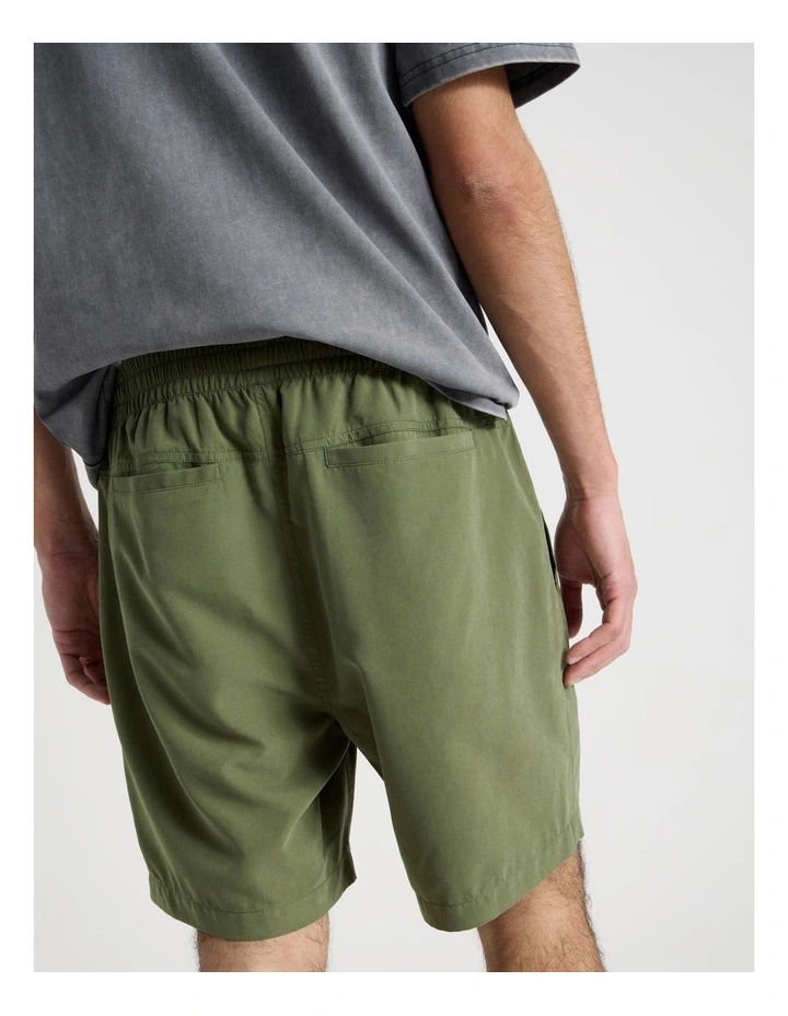 Light Weight Duo Short in Green image 7