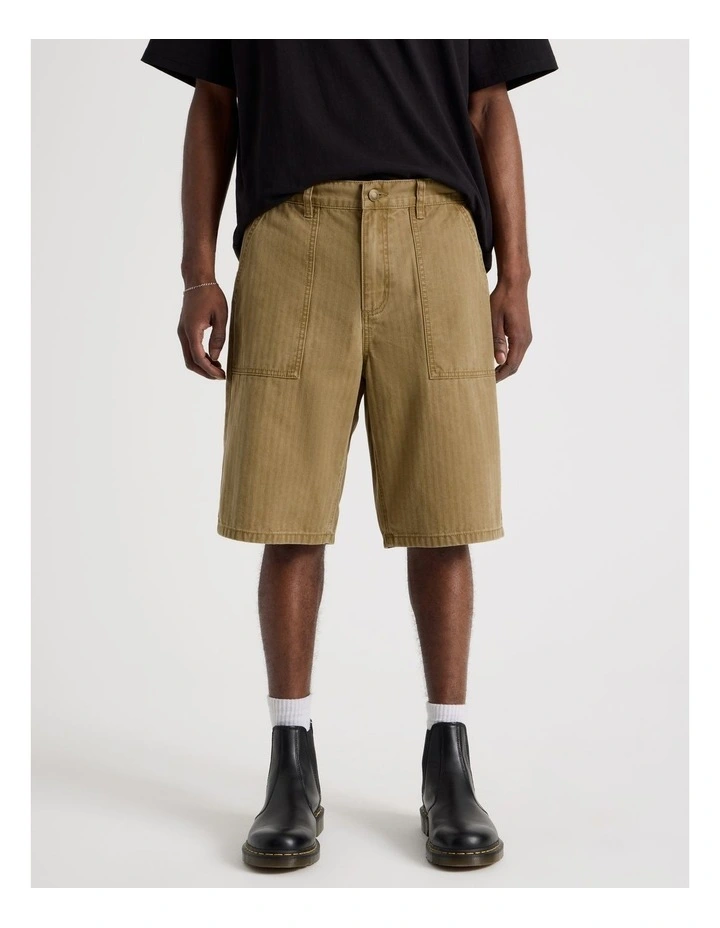 Washed Herringbone Short in Sand image 2