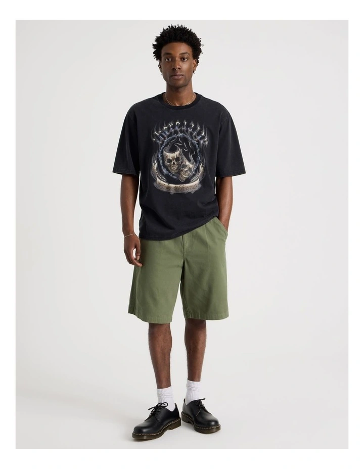 Chino Shorts in Green image 1