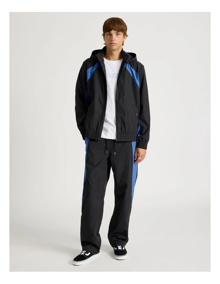 Retro Trackpant in Black image 5