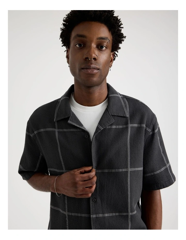 Oversized Waffle Short Sleeve Shirt in Charcoal image 4
