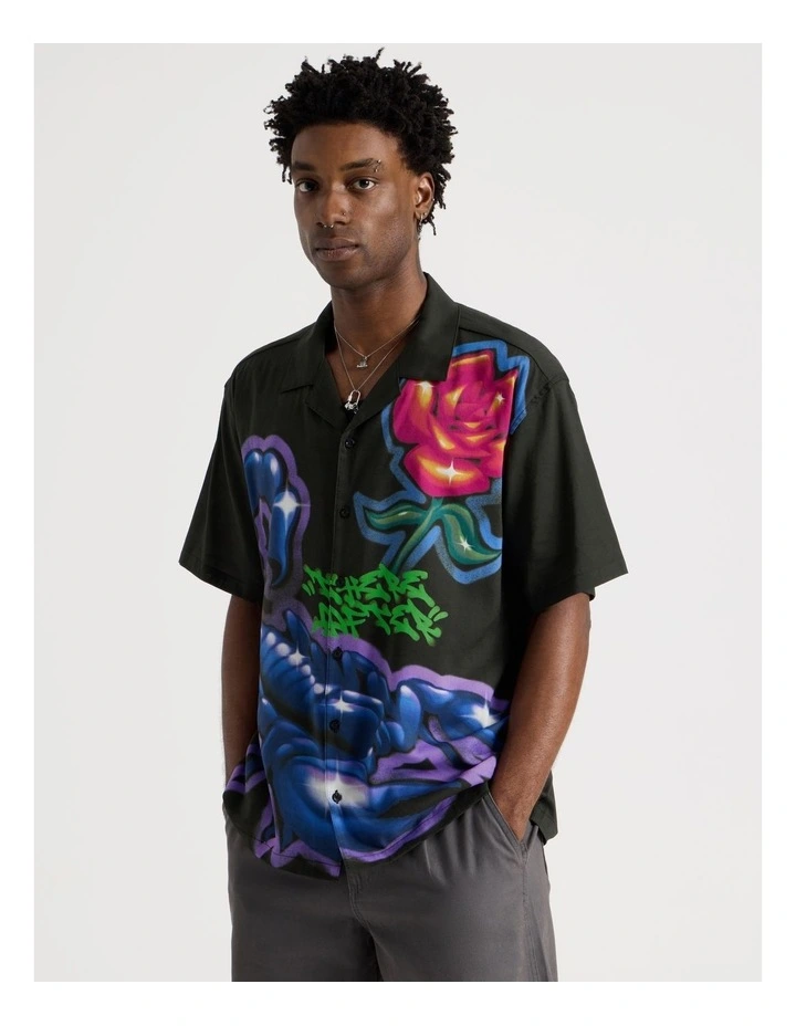 Relaxed Scorpion Print Short Sleeve Shirt in Black image 5