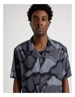 Relaxed Short Sleeve Shirt in Navy Watermark Print