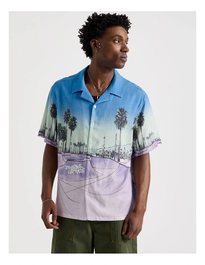 Relaxed Short Sleeve Shirt in Skate Bowl Print image 5